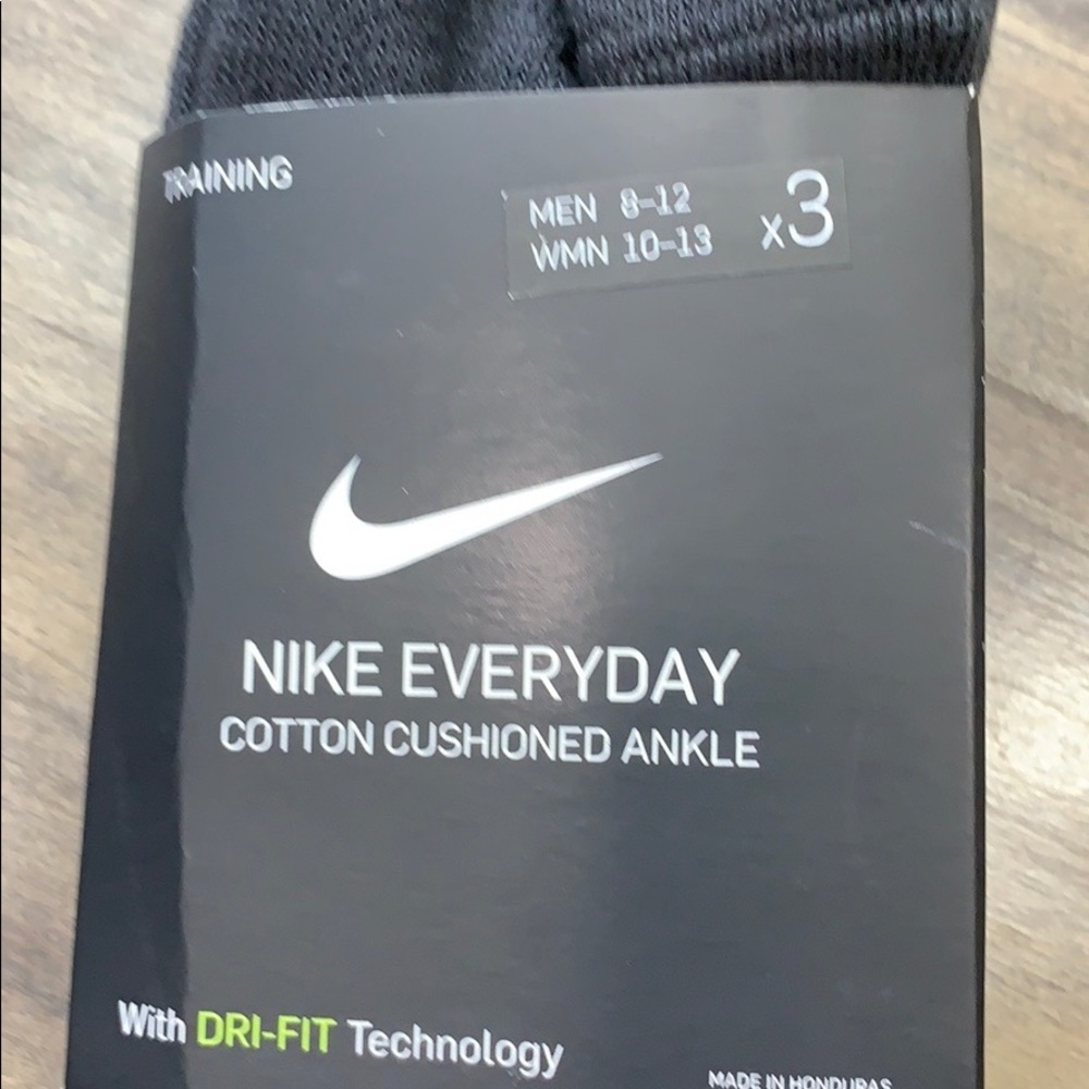 NIKE 3 pairs EVERYDAY COTTON CUSHIONED ANKLE TRAININ SOCKS - Picture 3 of 16